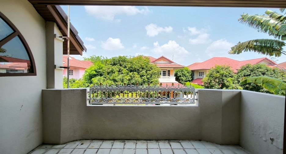 For sale 4 bedrooms house in Bang Phli, Samut Prakan