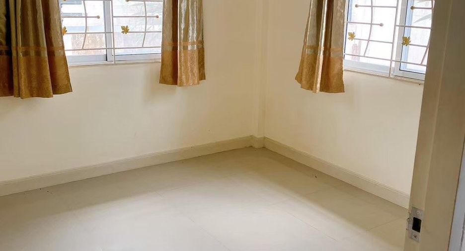For sale 3 bedrooms house in Bang Pakong, Chachoengsao