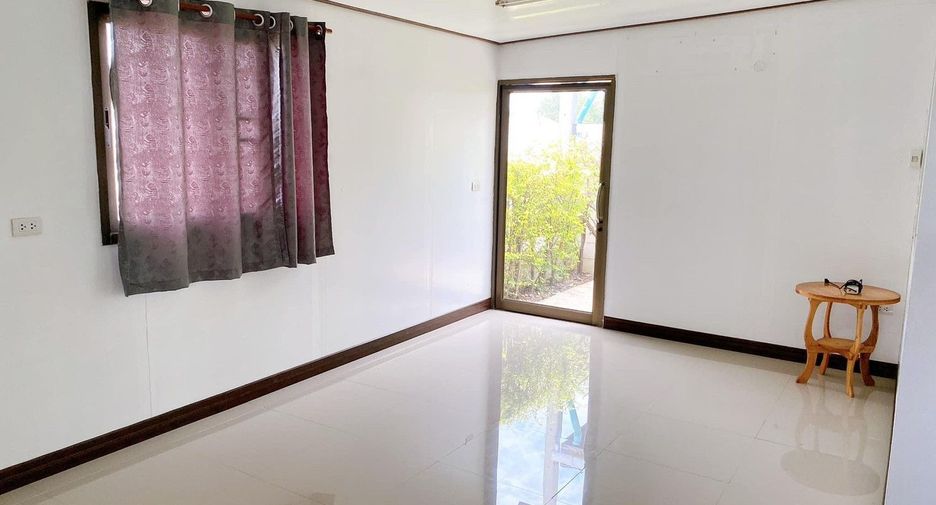 For sale 3 bedrooms house in Bang Pakong, Chachoengsao