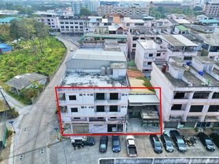 For sale 13 ベッドルーム retail Space in Si Racha, Chonburi