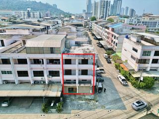 For sale 13 ベッドルーム retail Space in Si Racha, Chonburi