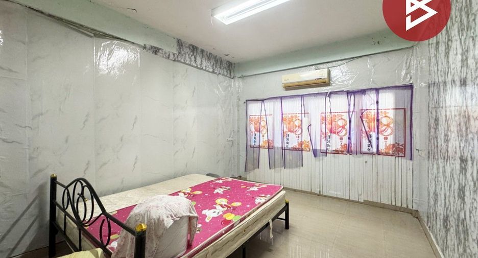 ขาย 6 ห้องนอน พื้นที่ค้าปลีก ใน หนองจอก, กรุงเทพฯ