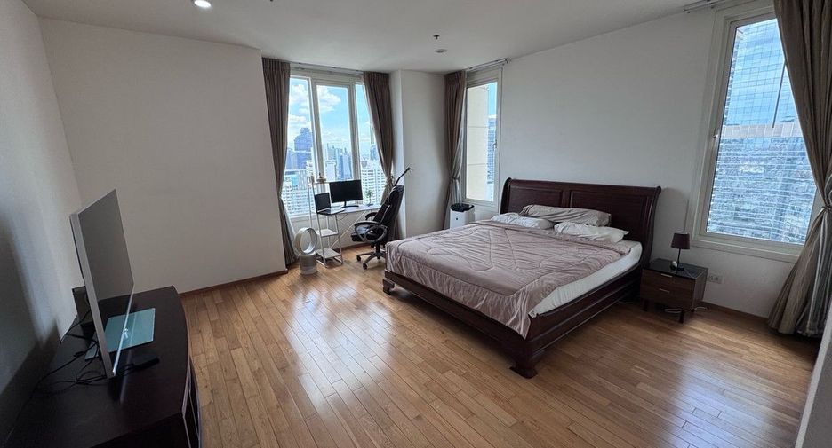 For sale 2 bedrooms condo in Sathon, Bangkok