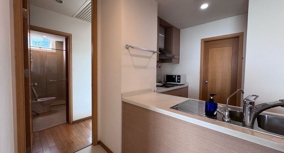 For sale 2 bedrooms condo in Sathon, Bangkok