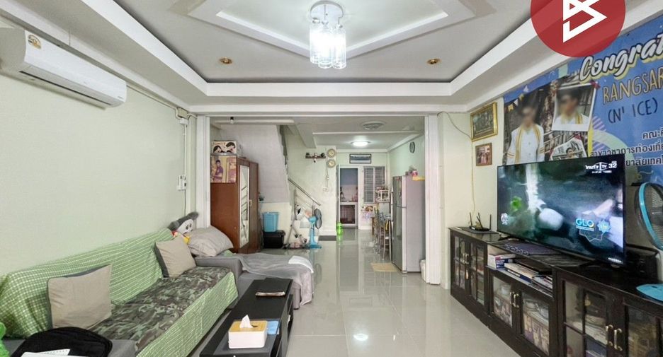 出售 2 卧室 联排别墅 在 Bang Sao Thong, Samut Prakan