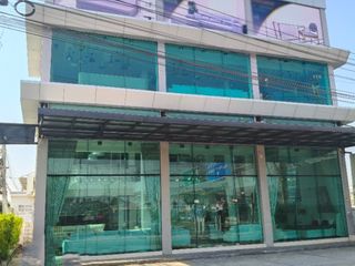 出售 6 卧室 商业空间 在 Mueang Samut Prakan, Samut Prakan