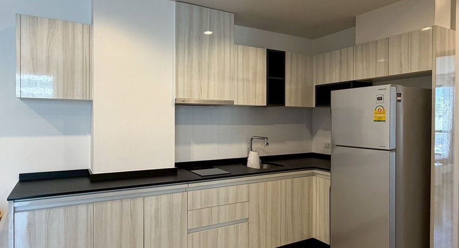 For rent そして for sale 2 ベッドルーム condo in Watthana, Bangkok