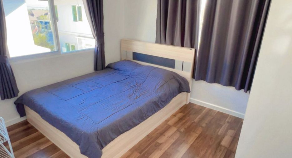 For rent 3 bedrooms house in San Kamphaeng, Chiang Mai