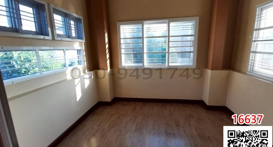 For rent 3 bedrooms house in Don Mueang, Bangkok