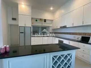 出租 和 出售 3 卧室 别墅 在 Bang Lamung, Chon Buri