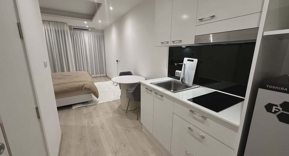 For sale 1 bed condo in Bang Lamung, Chonburi