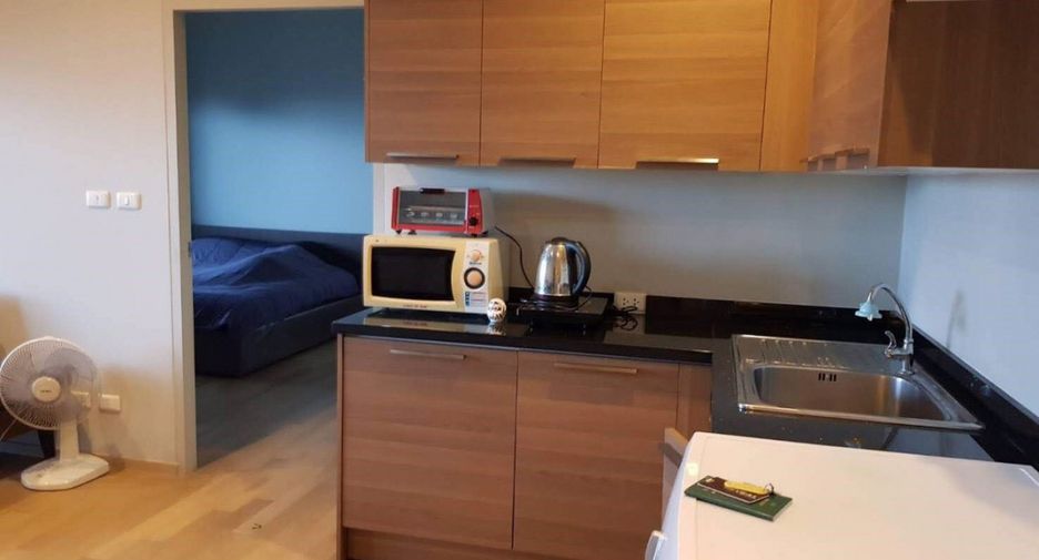 For rent 1 Beds condo in Khlong Toei, Bangkok