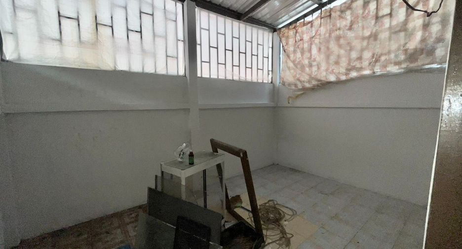 Reihenhaus zum Kauf mit 4 Zimmer in Bang Khae, Bangkok
