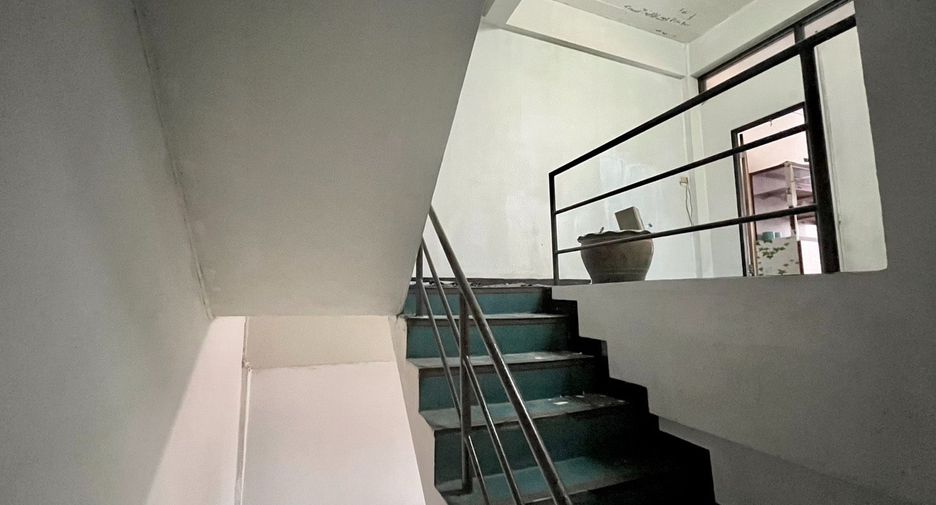 Reihenhaus zum Kauf mit 4 Zimmer in Bang Khae, Bangkok