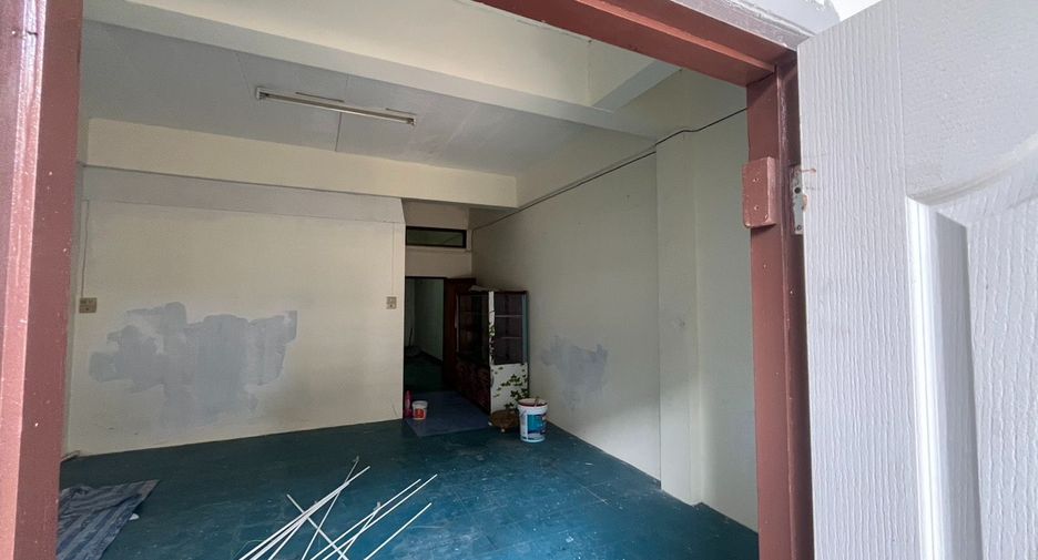 Reihenhaus zum Kauf mit 4 Zimmer in Bang Khae, Bangkok