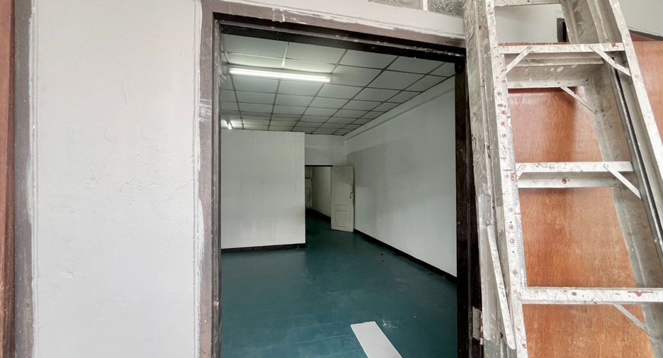 Reihenhaus zum Kauf mit 4 Zimmer in Bang Khae, Bangkok