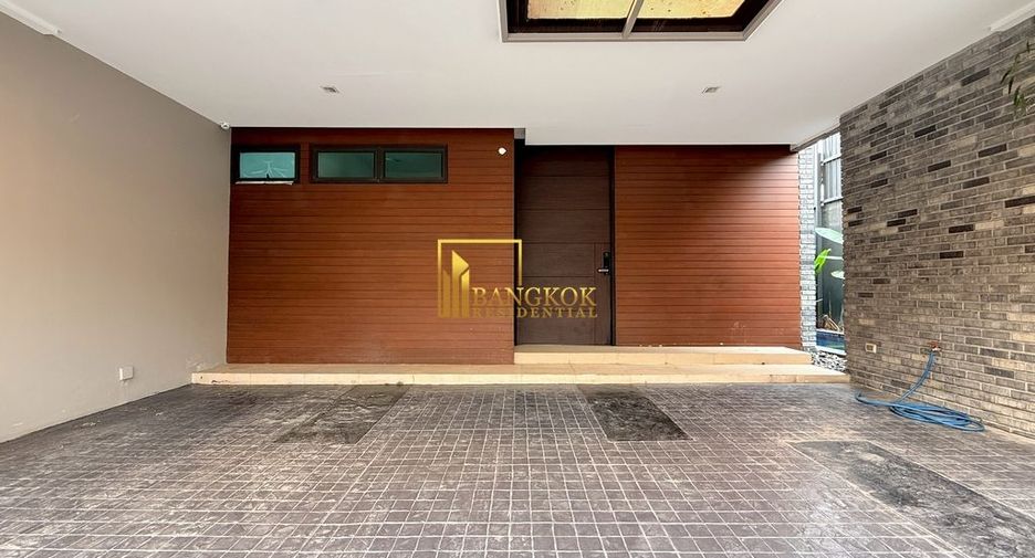 For rent そして for sale 3 ベッドルーム villa in Watthana, Bangkok
