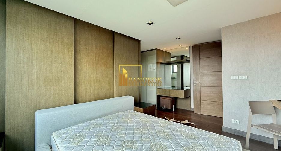 For rent そして for sale 3 ベッドルーム villa in Watthana, Bangkok