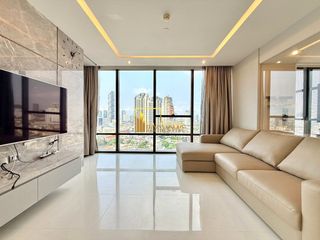 For rent 2 bedrooms condo in Sathon, Bangkok