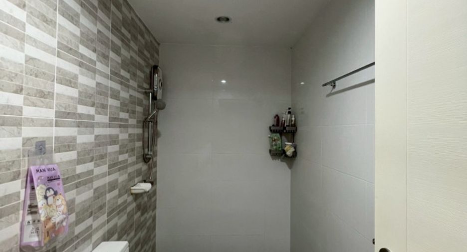 For sale 3 bedrooms townhouse in Sai Mai, Bangkok