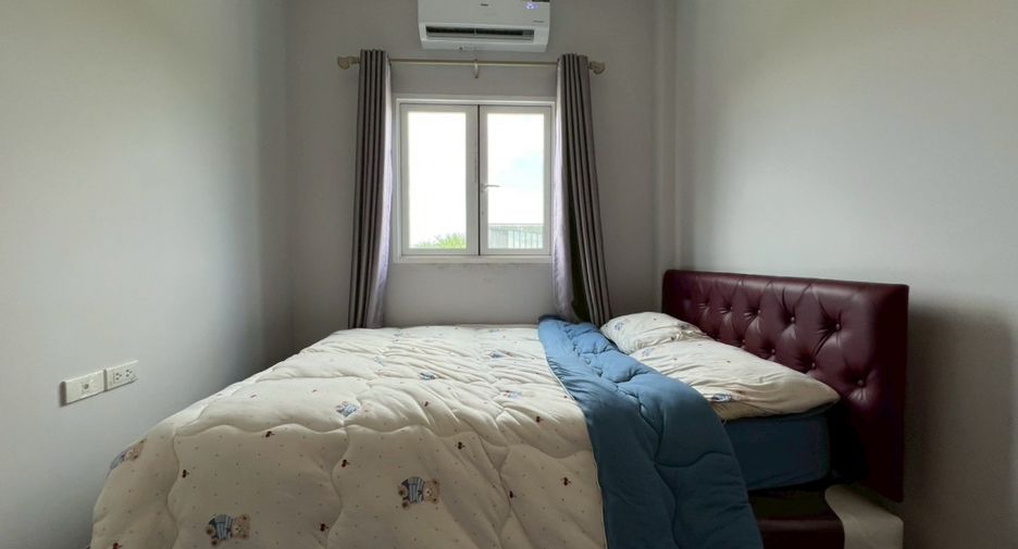 For sale 3 bedrooms townhouse in Sai Mai, Bangkok