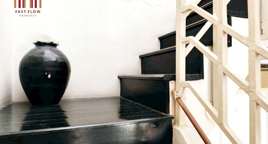 For sale 3 bedrooms townhouse in Don Mueang, Bangkok