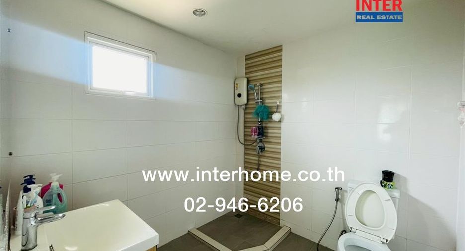 出售 4 卧室 独立屋 在 Mueang Samut Sakhon, Samut Sakhon