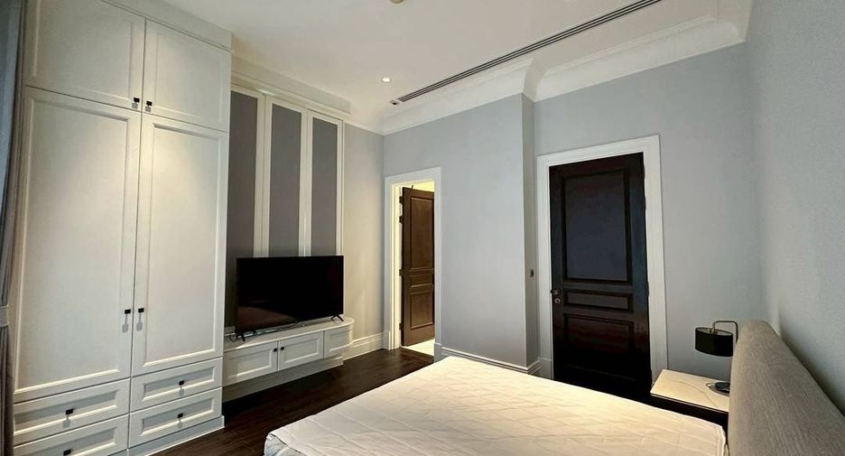 Wohnung zur Miete mit 3 Zimmer in Pathum Wan, Bangkok