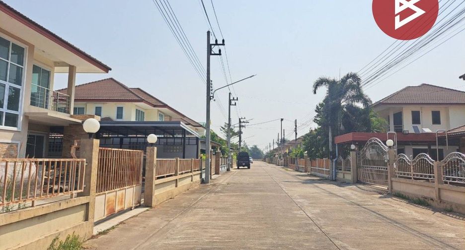 For sale 4 bedrooms house in Mueang Nakhon Sawan, Nakhon Sawan