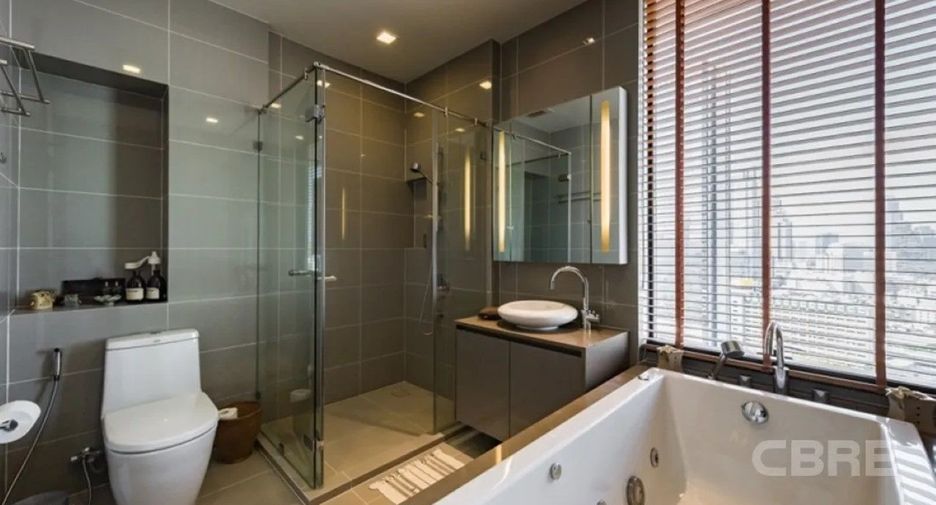 For sale 2 bedrooms condo in Bang Rak, Bangkok