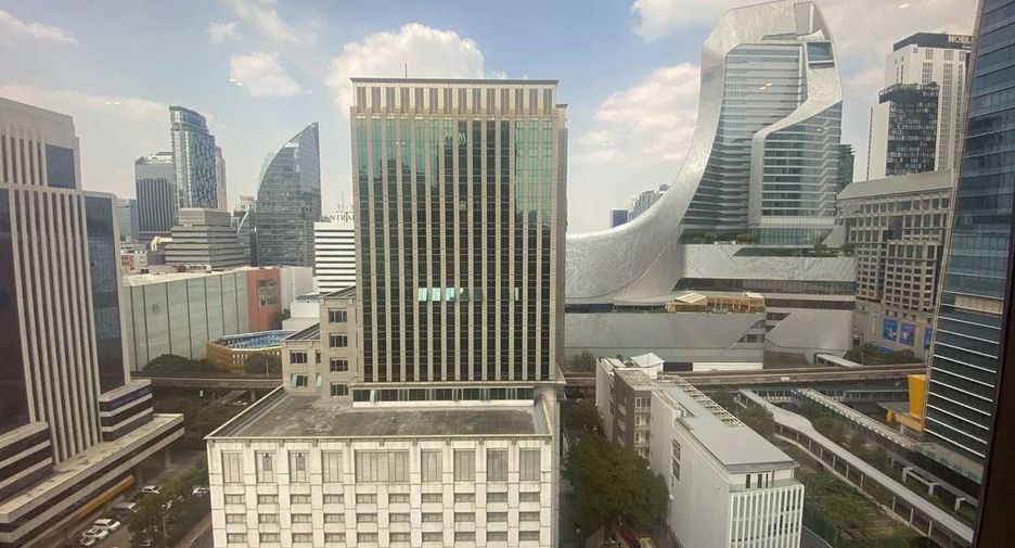For rent 2 bedrooms condo in Pathum Wan, Bangkok