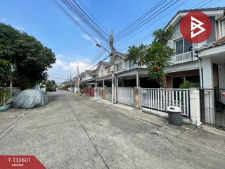 Reihenhaus zum Kauf mit 3 Zimmer in Phra Pradaeng, Samut Prakan
