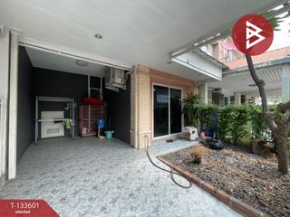 Reihenhaus zum Kauf mit 3 Zimmer in Phra Pradaeng, Samut Prakan