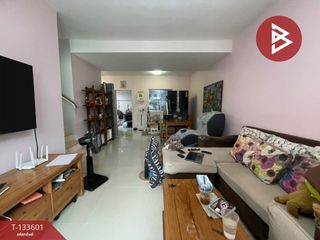 Reihenhaus zum Kauf mit 3 Zimmer in Phra Pradaeng, Samut Prakan