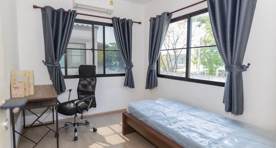 出租 和 出售 3 卧室 联排别墅 在 Bang Phli, Samut Prakan