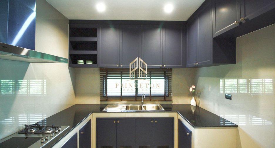 For rent and for sale 5 bedrooms house in Bang Phli, Samut Prakan