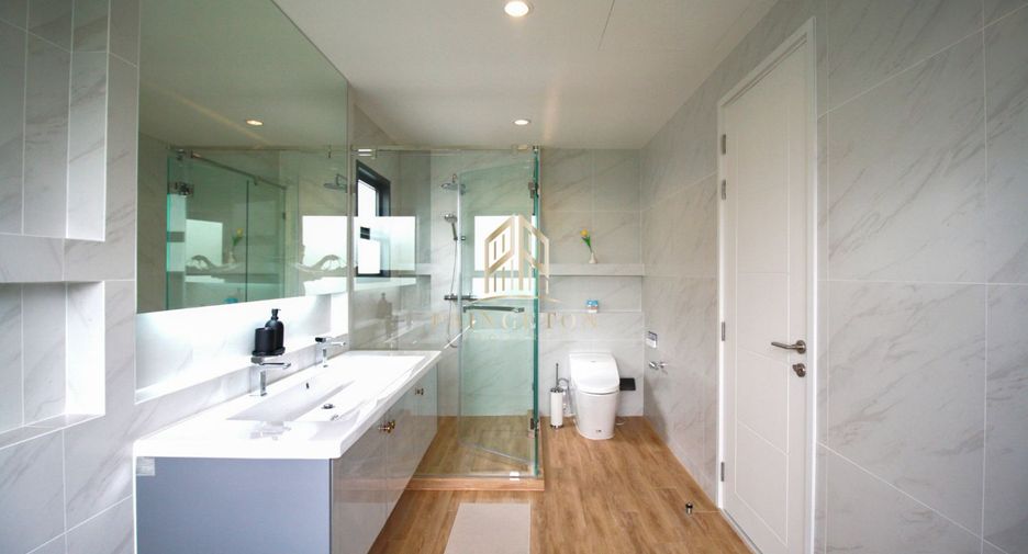 For rent and for sale 5 bedrooms house in Bang Phli, Samut Prakan