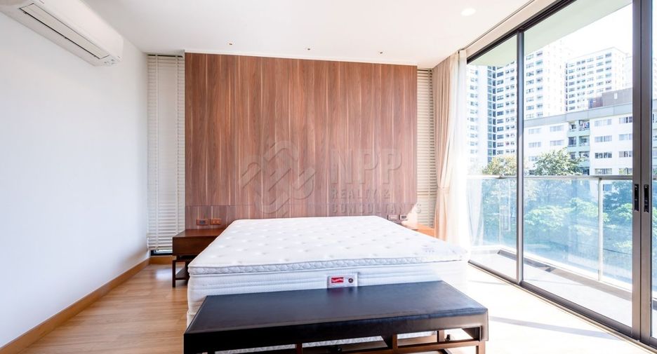 For sale 3 ベッドルーム condo in Suan Luang, Bangkok
