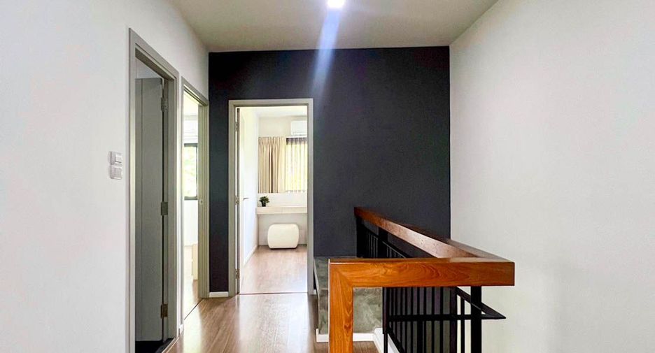 For rent 3 bedrooms townhouse in Hang Dong, Chiang Mai