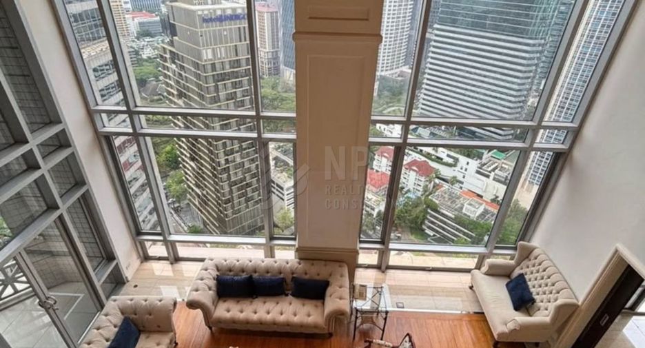 À louer 4 chambres condo à Pathum Wan, Bangkok