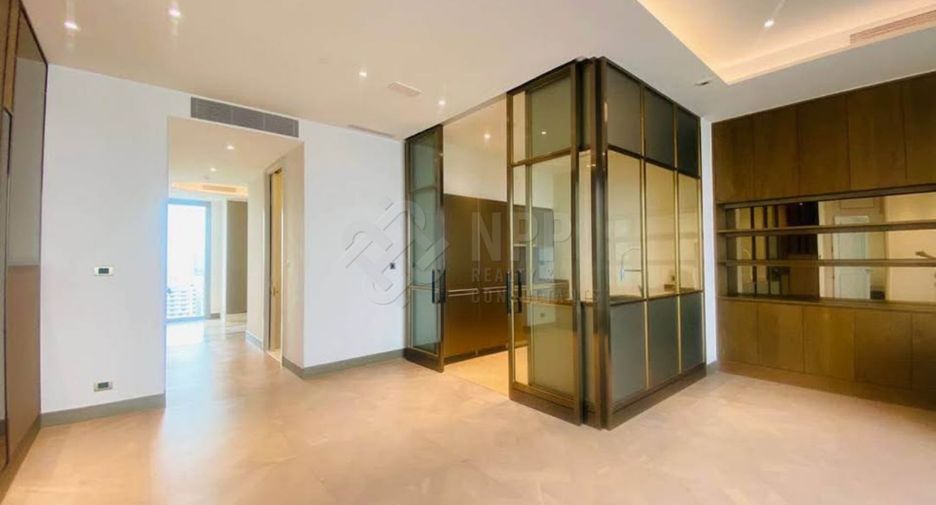 À vendre 2 chambres condo à Khlong San, Bangkok