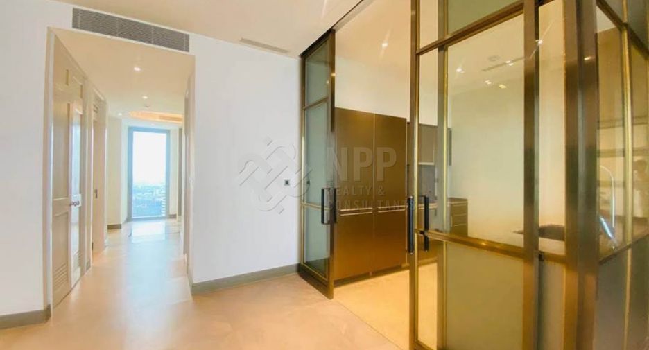 À vendre 2 chambres condo à Khlong San, Bangkok