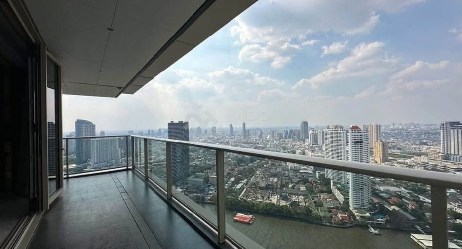 Apartamento en alquiler de 4 habitaciones en Bang Kho Laem, Bangkok