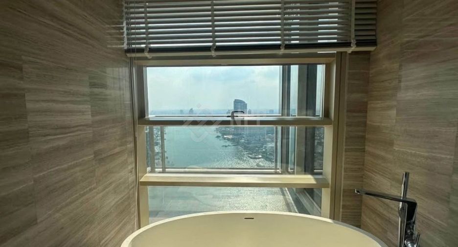 Apartamento en alquiler de 4 habitaciones en Bang Kho Laem, Bangkok