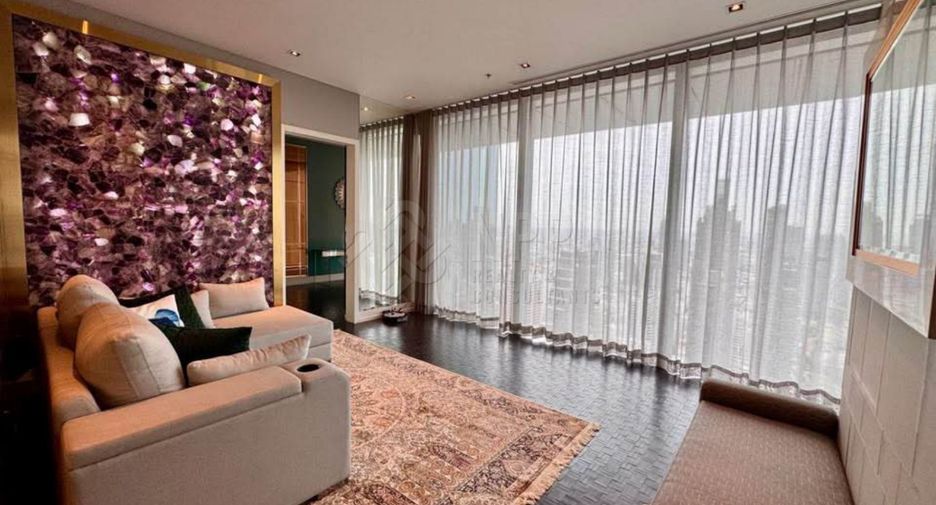 For rent and for sale 4 bedrooms condo in Sathon, Bangkok