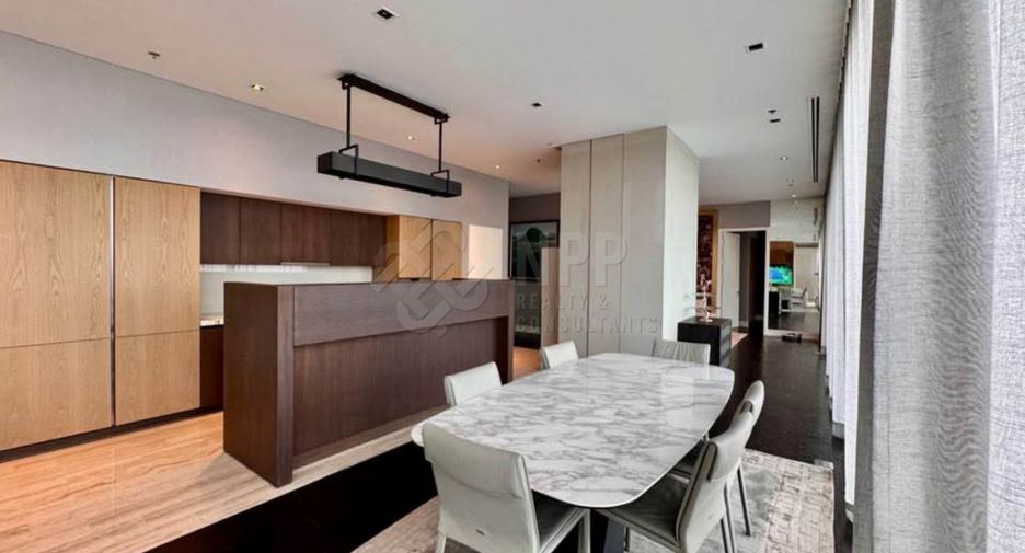 For rent and for sale 4 bedrooms condo in Sathon, Bangkok