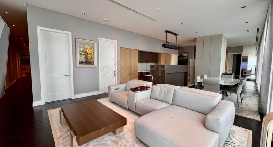 For rent and for sale 4 bedrooms condo in Sathon, Bangkok
