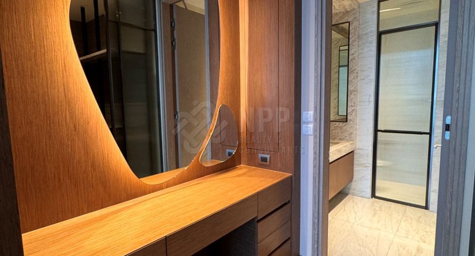 For rent 1 bed condo in Pathum Wan, Bangkok