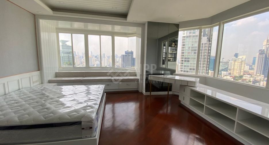 For rent and for sale 6 bedrooms condo in Watthana, Bangkok