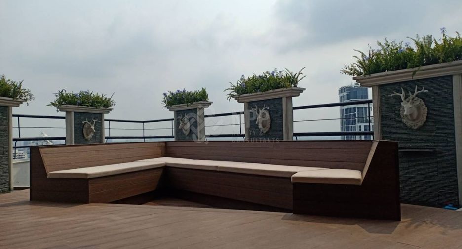 For rent and for sale 6 bedrooms condo in Watthana, Bangkok